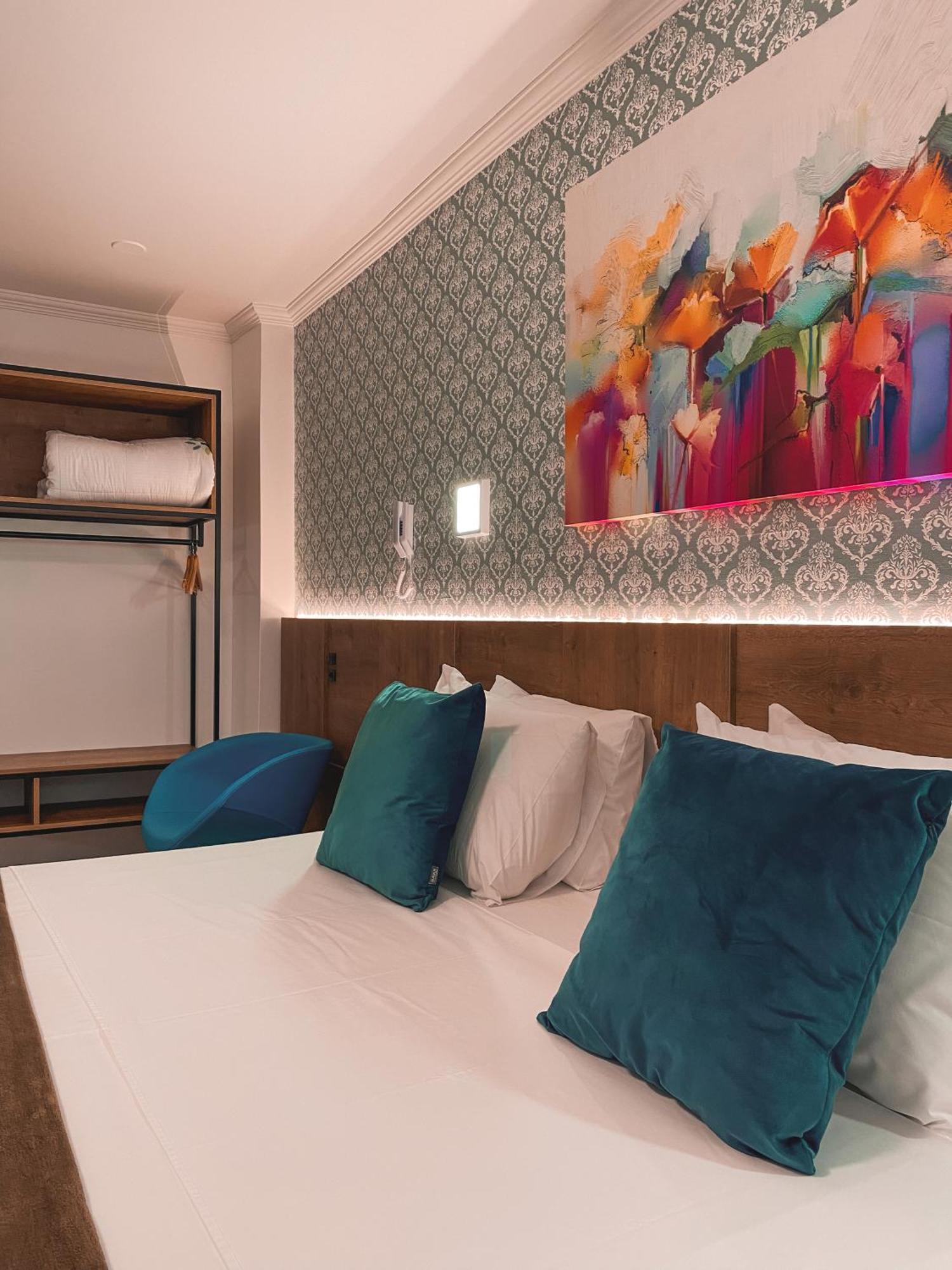 Appel Hotel